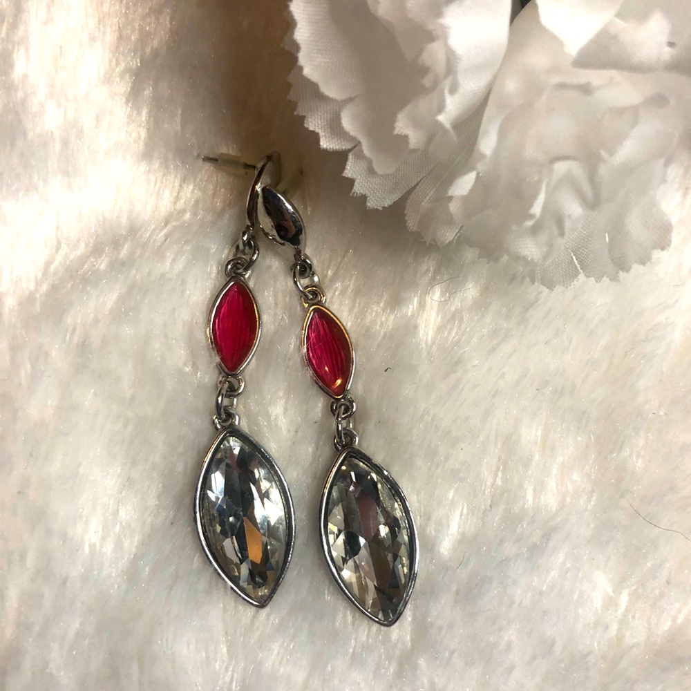 4/$20 silver & pink drop earrings